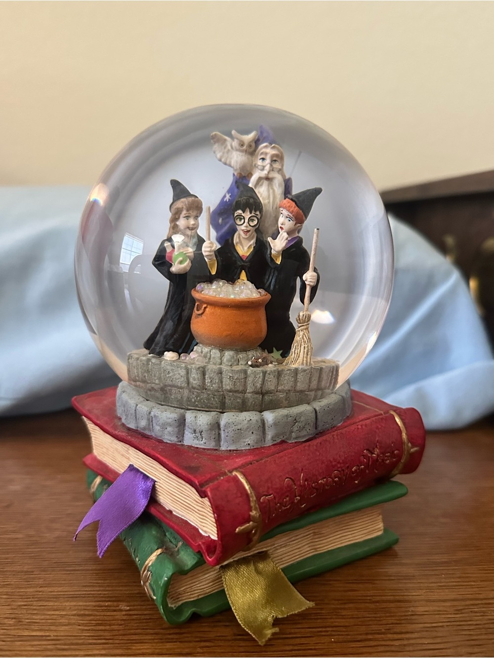 Vintage 2000 Harry Potter Potions Class Snow Globe Warner Bros